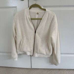 Marin layer quilted cream jacket.